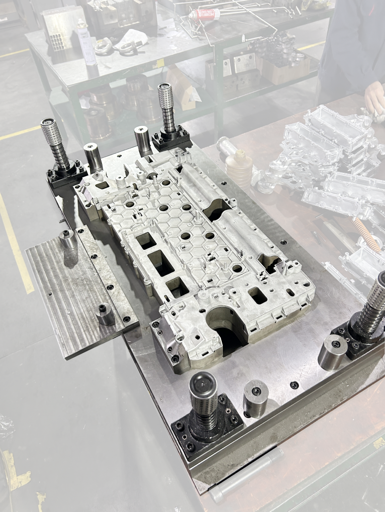 Accuracy Class ±0.005mm — ±0.001mm