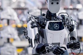 Humanoid Robot Mass Production Breakthrough: How Mold-Based Manufacturing Competes in the Industrialization Arena